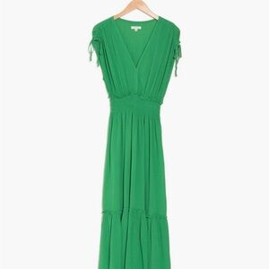 Max Studio Green Flutter Sleeve Maxi Dress size Medium